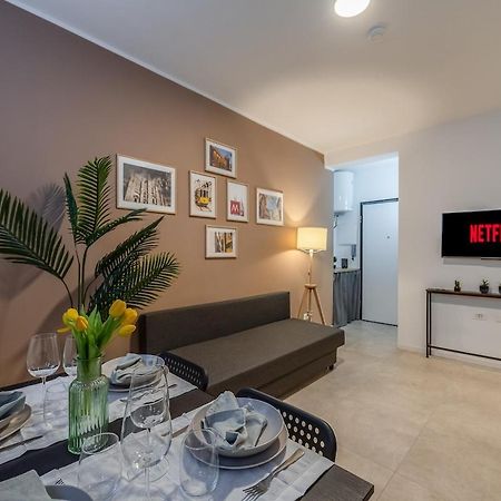 Authentic Private Flat 2 Min From Navigli Apartamento Milão Exterior foto