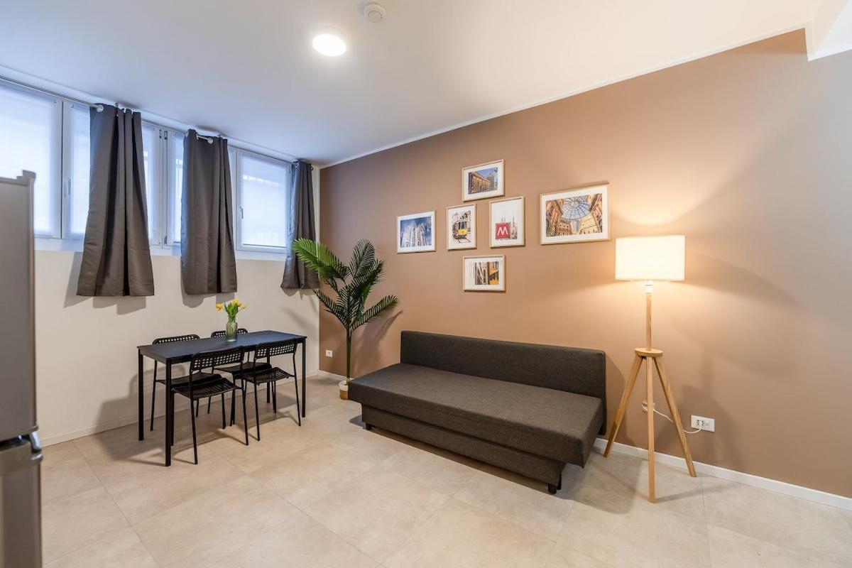 Authentic Private Flat 2 Min From Navigli Apartamento Milão Exterior foto